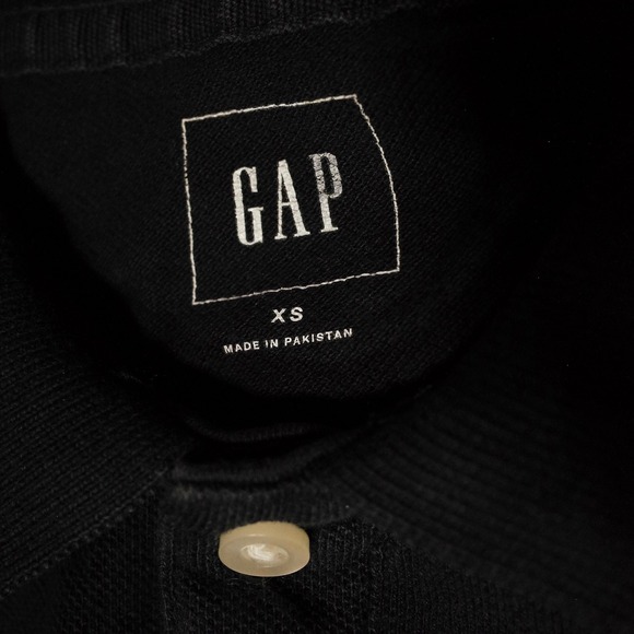 GAP Black Short Sleeve Classic Fit Polo Shirt Mens XS Made in Pakistan - Picture 2 of 5